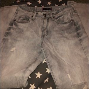 Guess Jeans Otis Distressed size 29x30